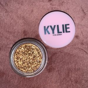 Kylie Cosmetics- Shimmer eye glaze